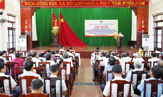 TT-Huế: Tập huấn nghiệp vụ công tác Hội cho gần 200 cán bộ, hội viên nông dân huyện Phong Điền - Ảnh 1.